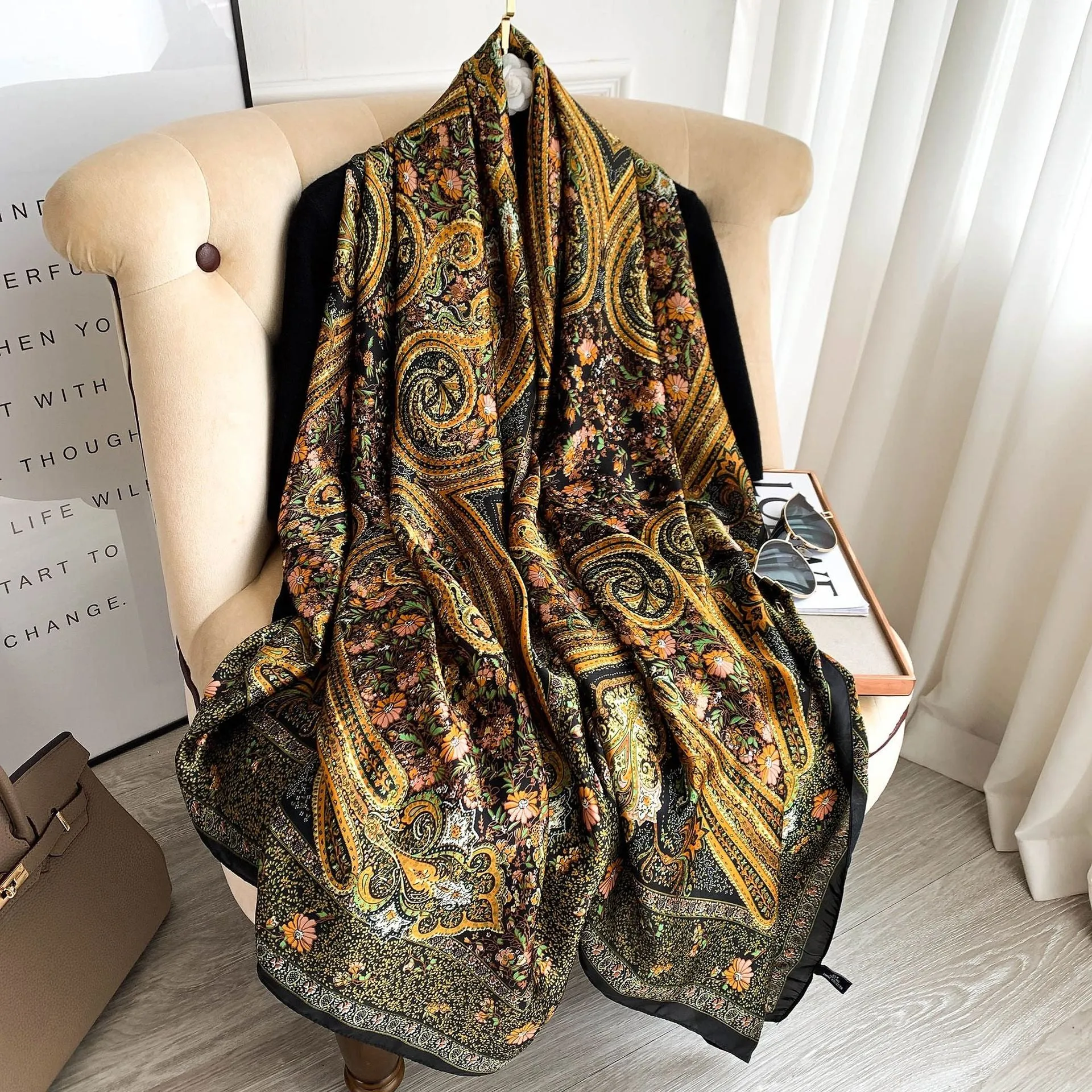 2022 Brand Designer Silk Scarf Female Foulard Bandana Long Shawls Wraps Winter Neck Scarves Pashmina Lady Hijab Luxury New