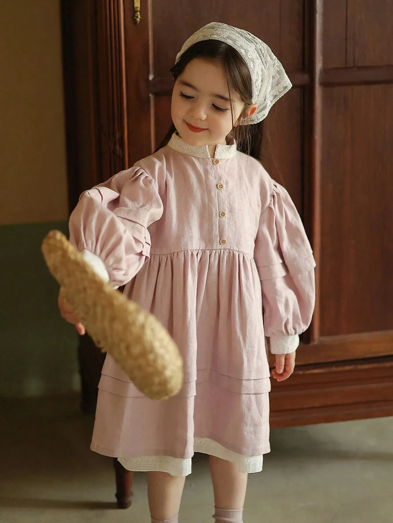 2023 Fall New Girls Vintage Style Floral Lace Ruffle Puff Sleeve Dress