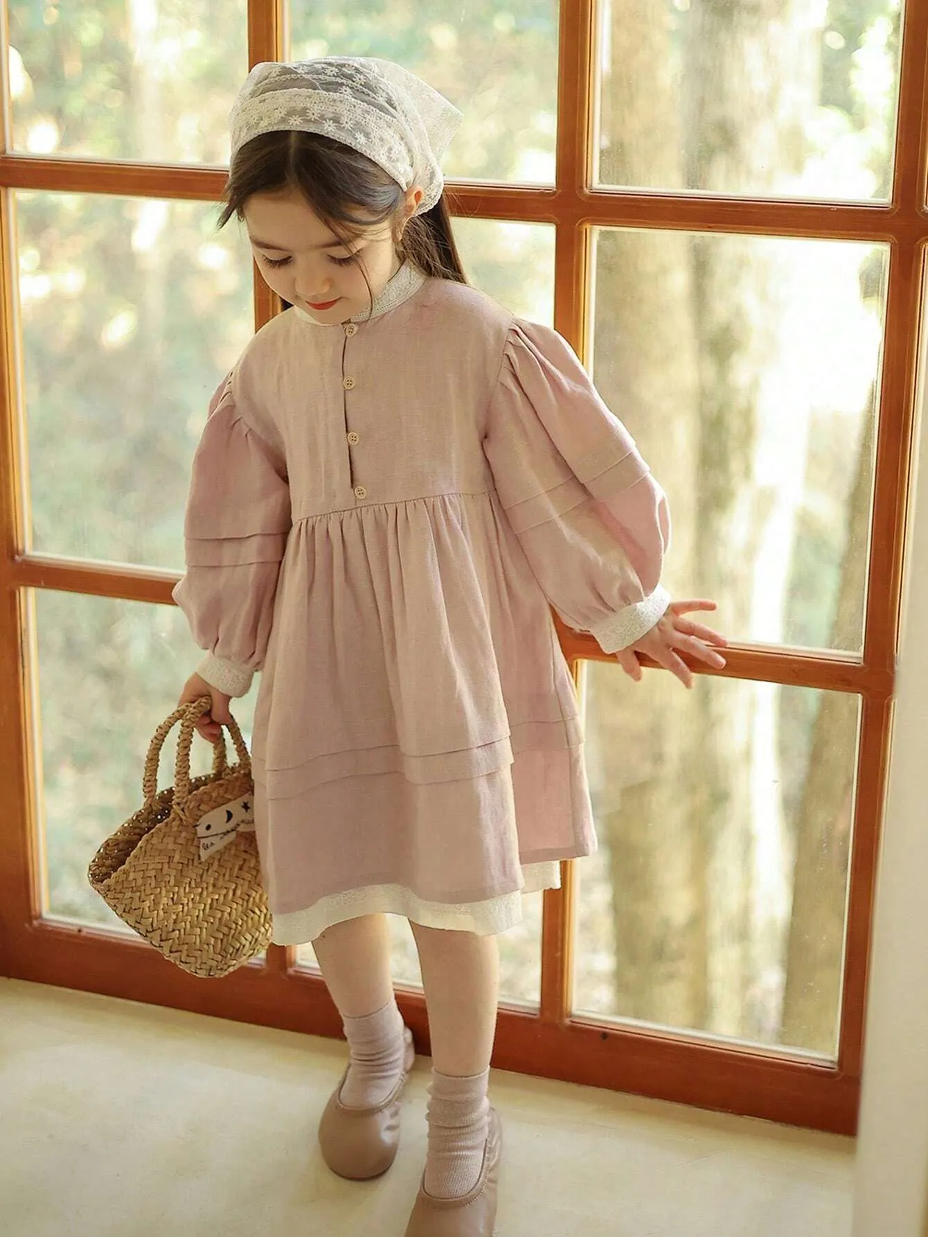 2023 Fall New Girls Vintage Style Floral Lace Ruffle Puff Sleeve Dress