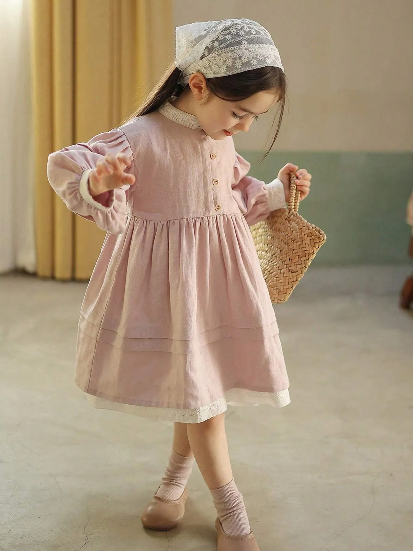 2023 Fall New Girls Vintage Style Floral Lace Ruffle Puff Sleeve Dress