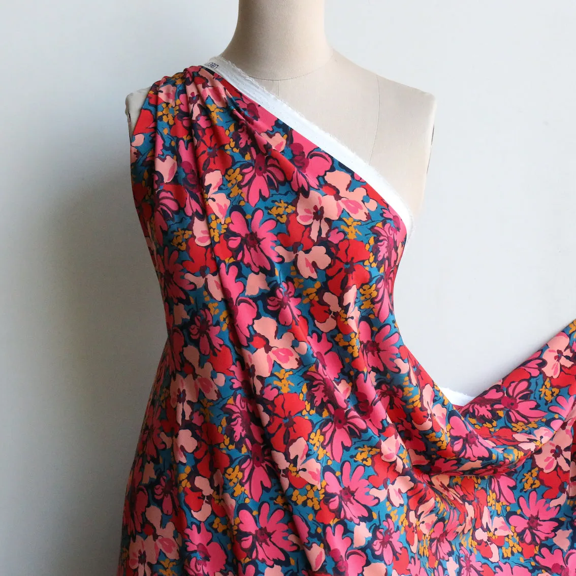 Alison Lewis Pink/Red - Liberty Silk CDC