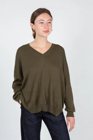 Anna Pima Cotton V Neck Pullover in Bracken