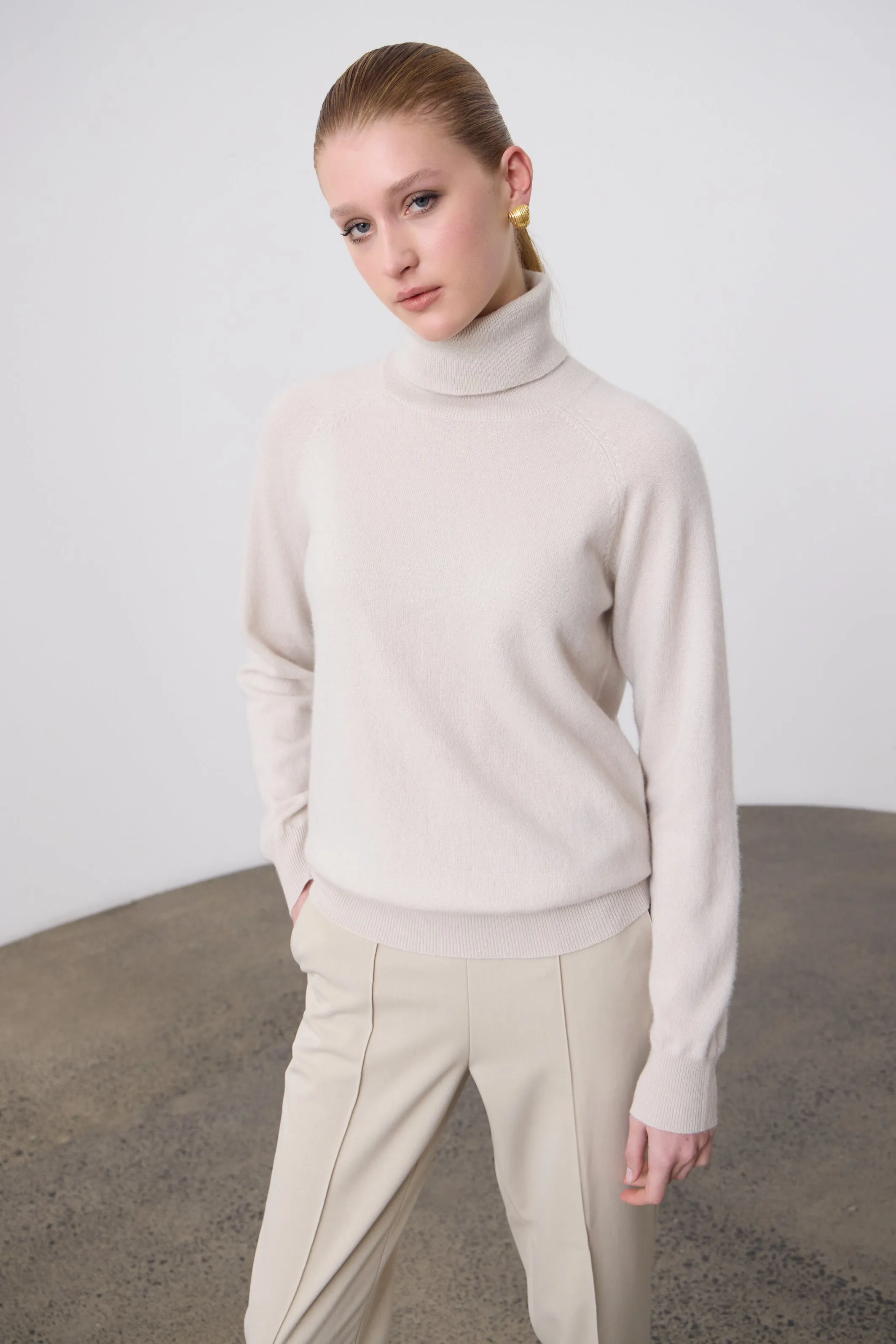 Ashwell Rollneck - Putty