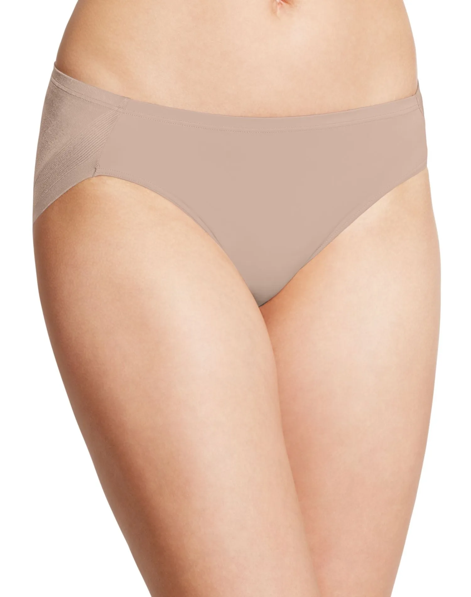 Bali Women`s One Smooth U Ultra Light Hipster Panty