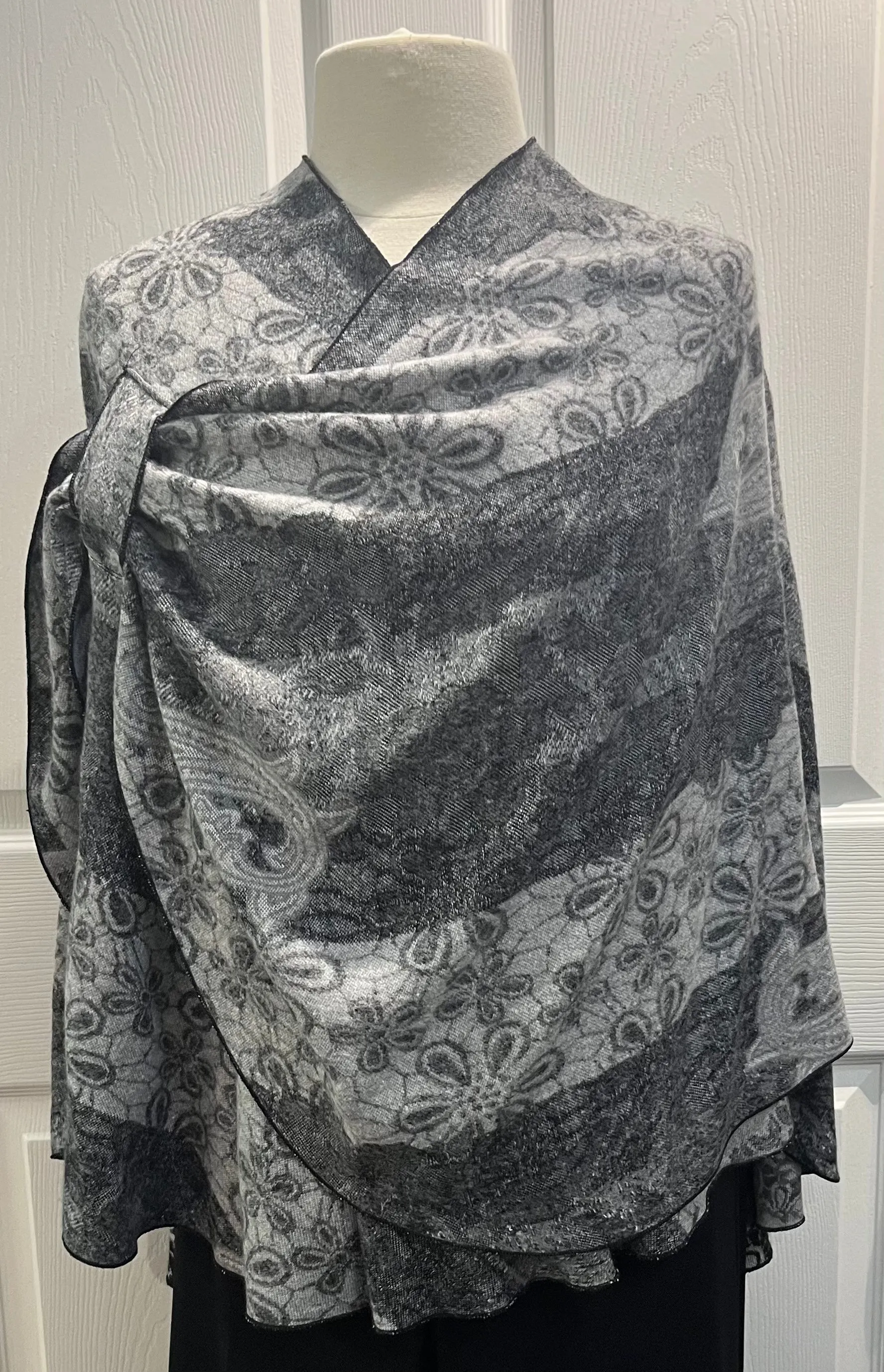 Black  & Grey Reversible Cashmere Shawl