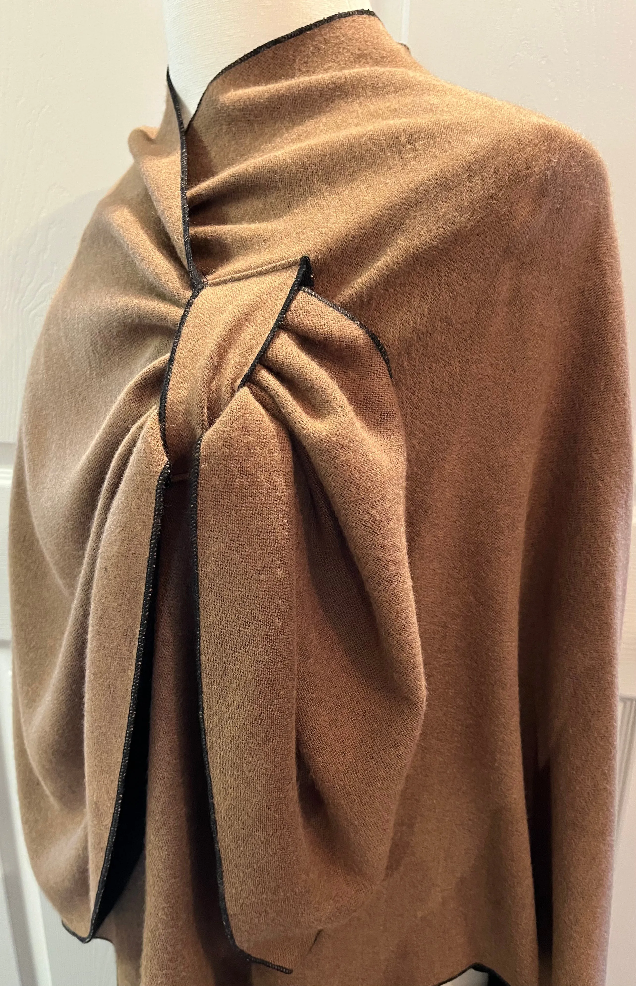 BROWN to BLACK Reversible Cashmere Shawl