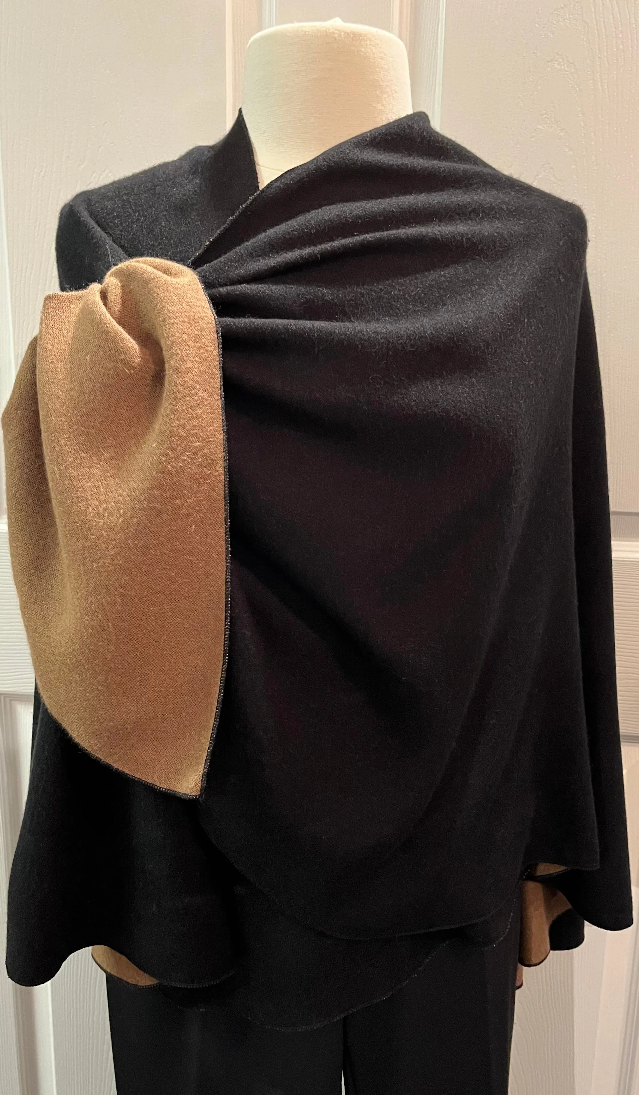 BROWN to BLACK Reversible Cashmere Shawl