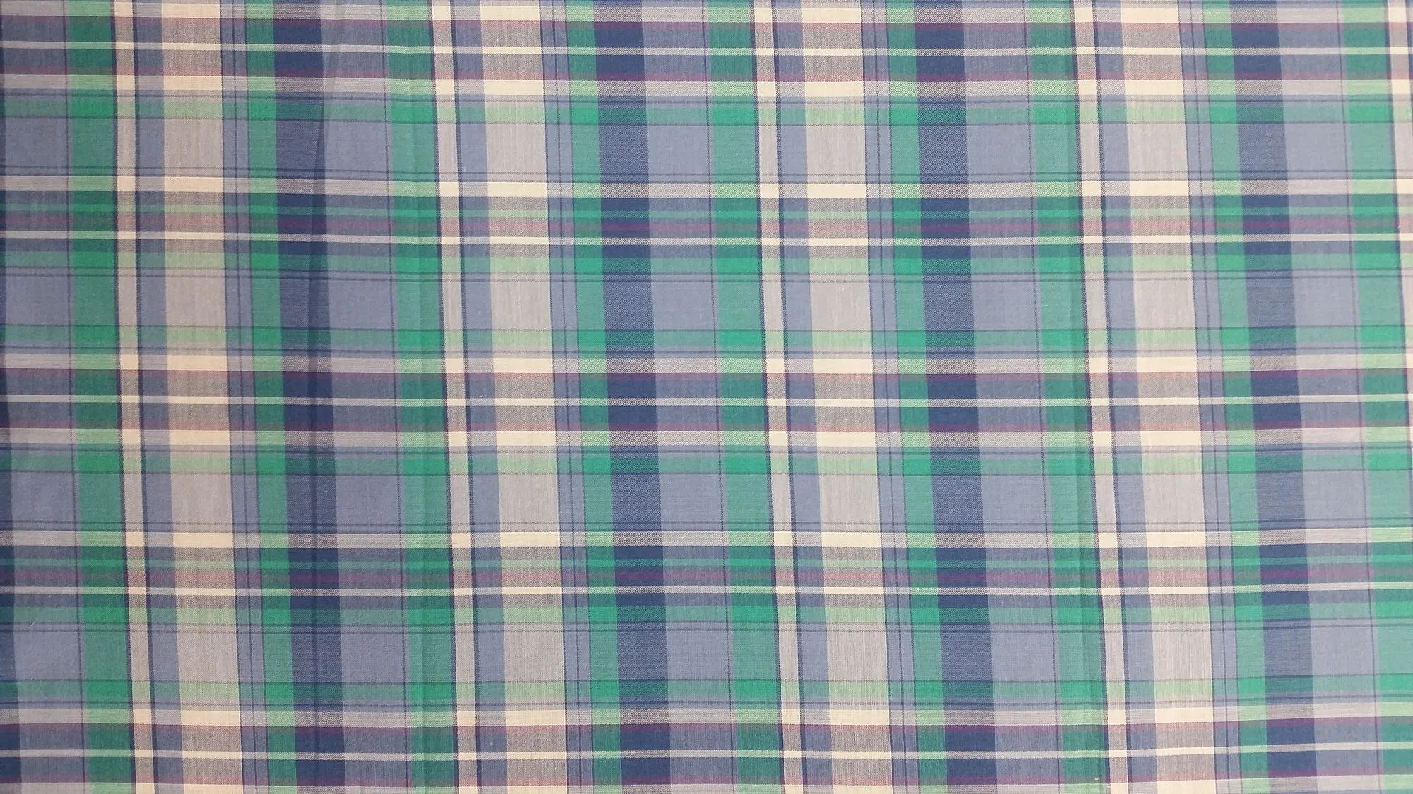 COTTON LAWN YARN DYED PLAID DSN-01 NON-STRETCHED WOVEN - SHIRTING FABRIC<br><h6>20-LAVDR/GREEN<br>265-CLWNP SN-01</h6>