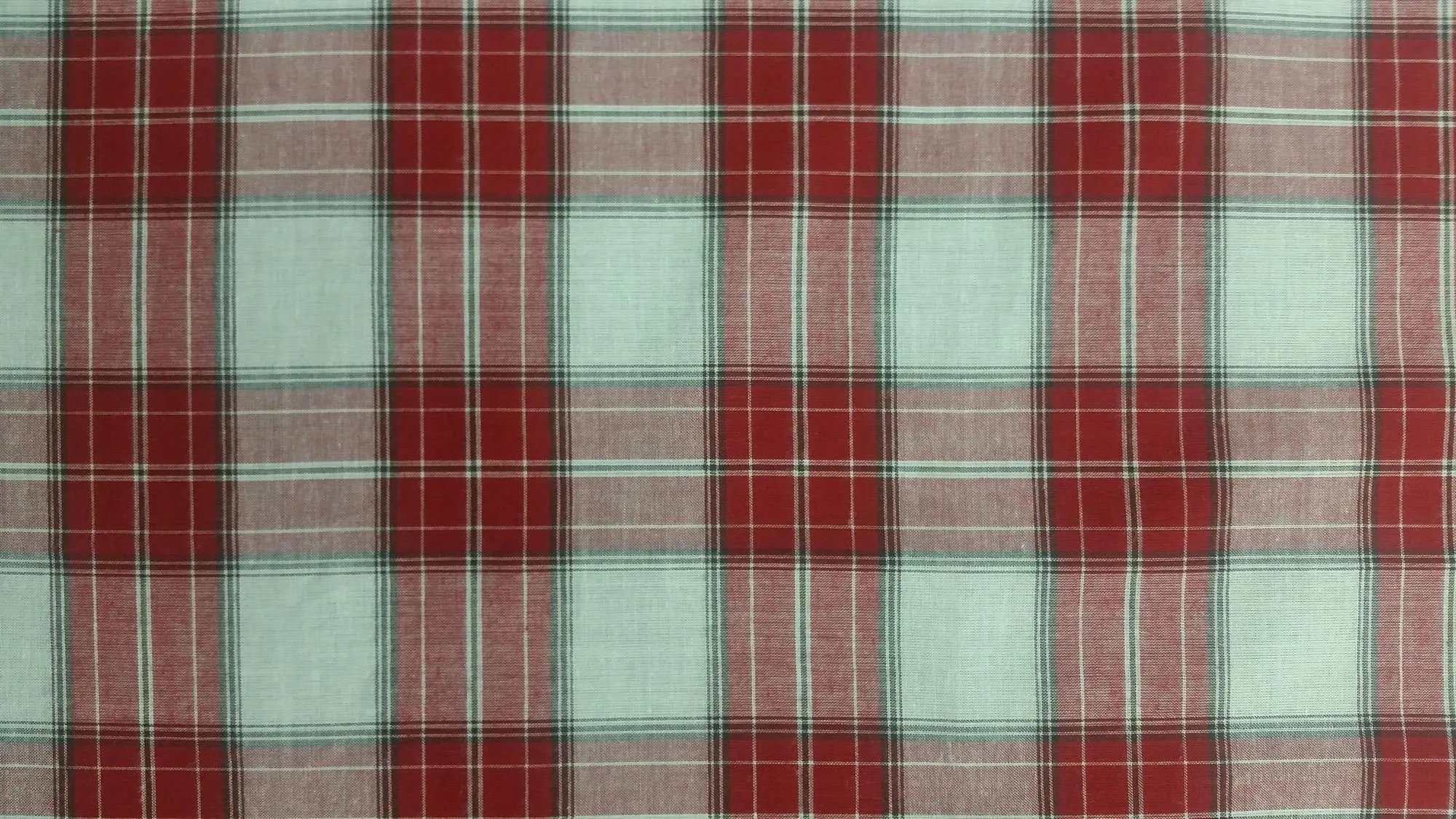 COTTON LAWN YARN DYED PLAID DSN-5 NON-STRETCHED WOVEN - SHIRTING FABRIC <br><h6>6-DK FUSC/BROWN<br>250E-CLWNP SN#5</h6>