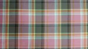 COTTON LAWN YARN DYED PLAID DSN-JE0821-A NON-STRETCHED WOVEN - SHIRTING FABRIC<br><h6>22-FUSHIA/STONE<br>250-CLWNP-0821A</h6>