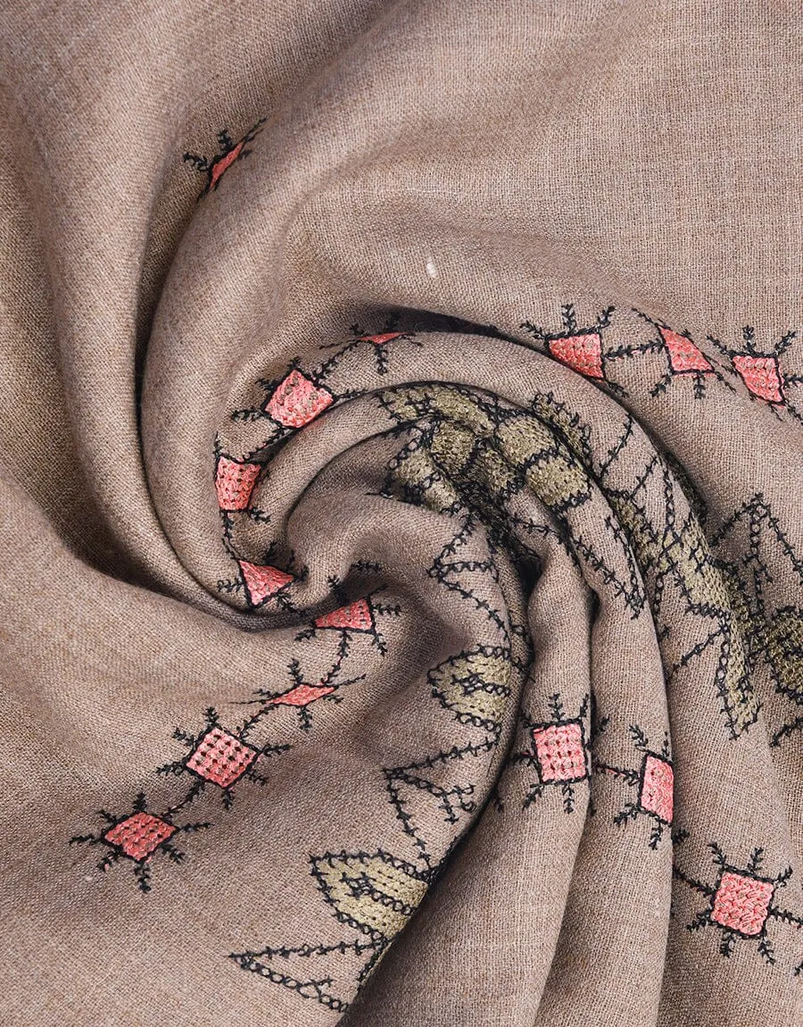 Embroidery SHAWL S-007