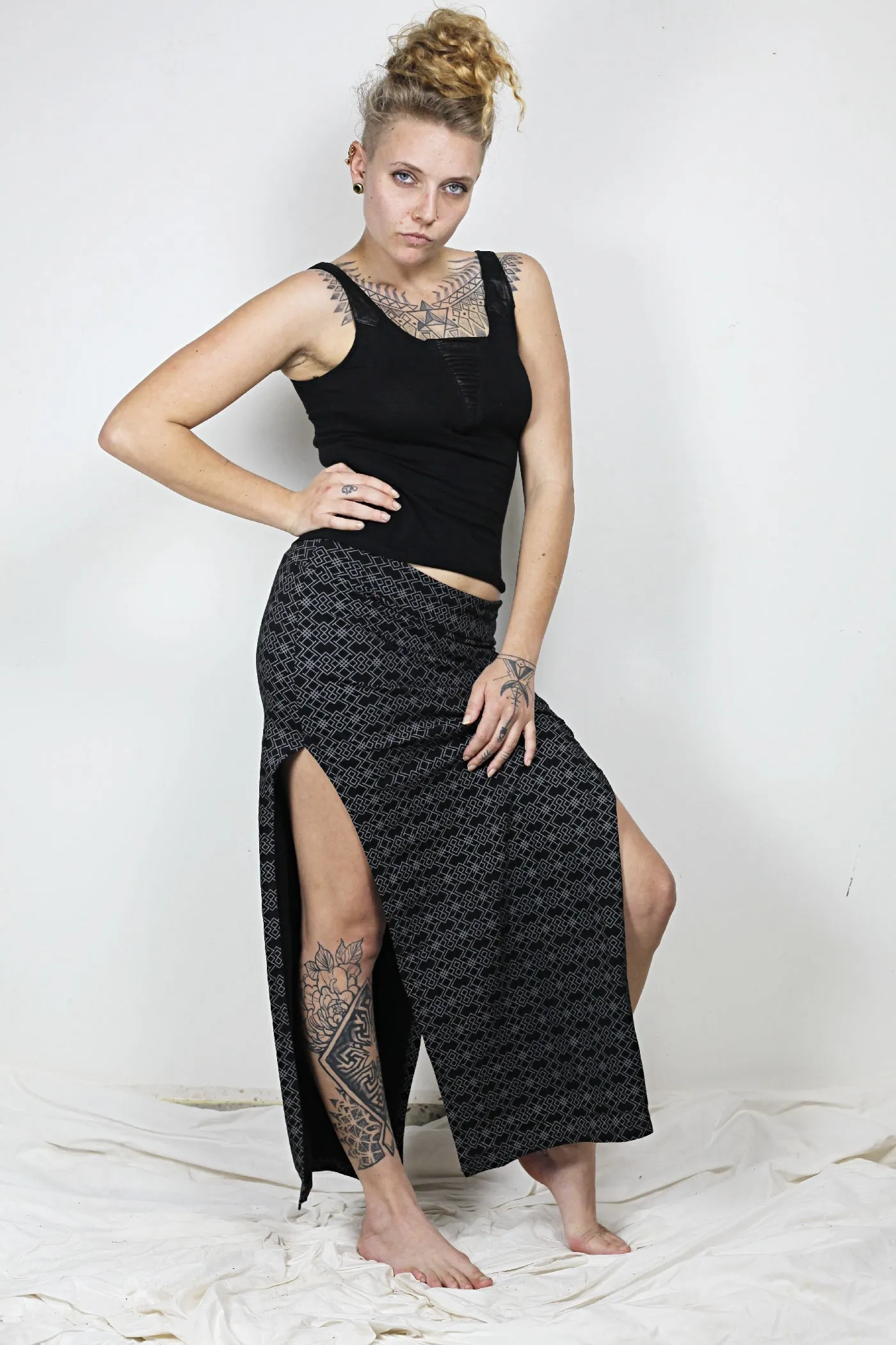 Geometric pattern Openside skirt