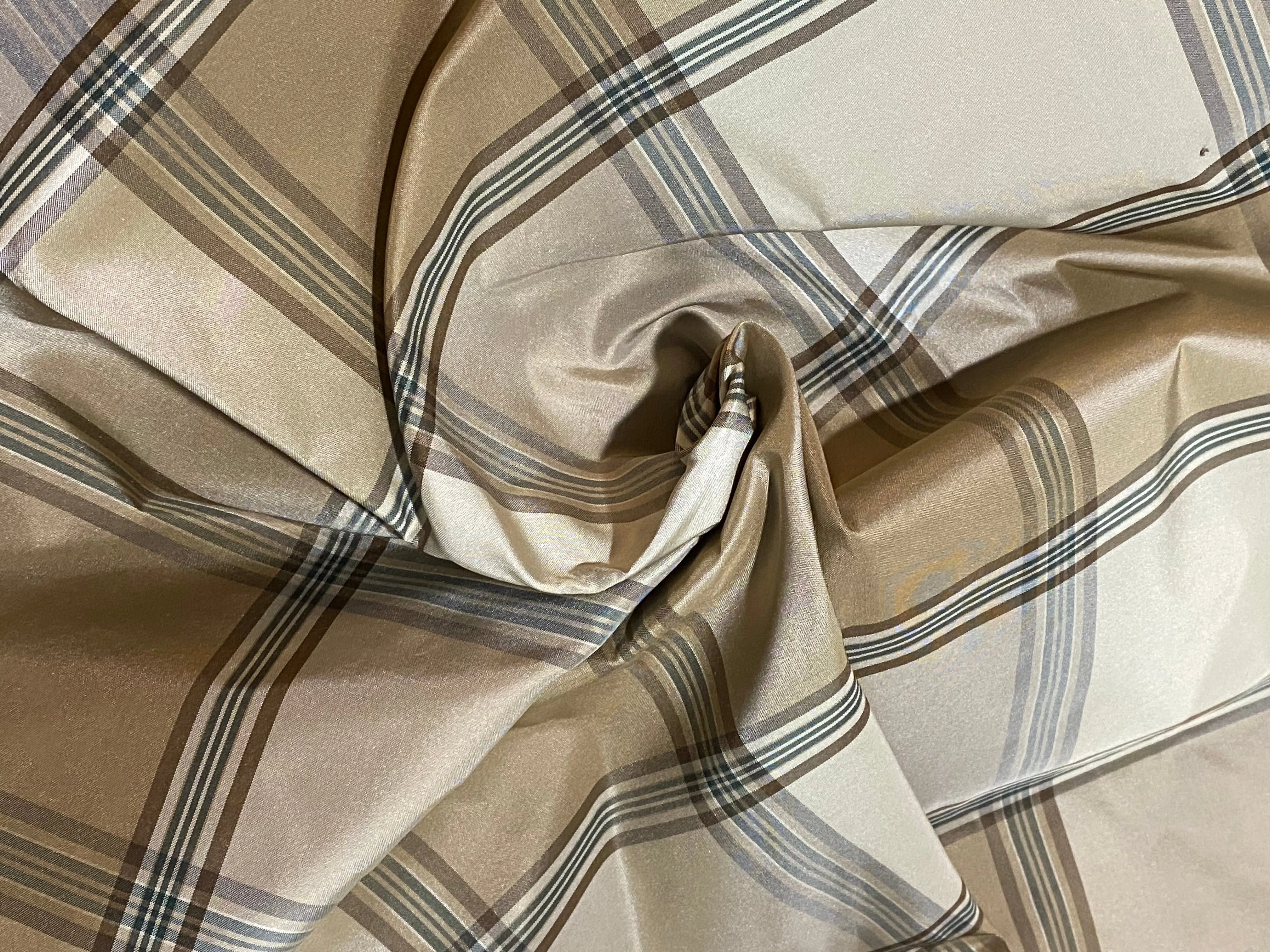 NEW Miss Dorothy 100% Silk Taffeta Plaid Tartan Fabric in Cream and Taupe SB_6_23