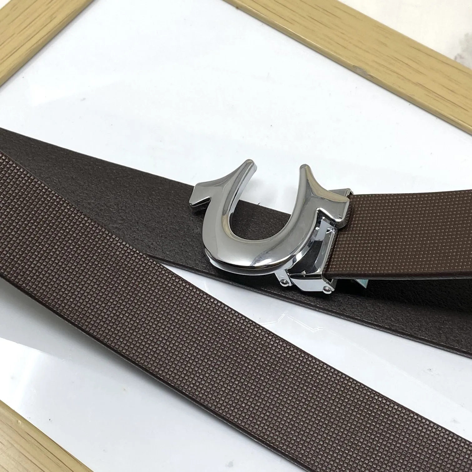 U-Pattern Formal and Casual Leather Strap belt-JonasParamount